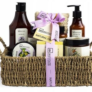ZESTAW KOSMETYKÓW DO PIELĘGNACJI CIAŁA I KĄPIELI
