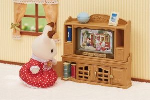 Sylvanian-Families-Wiejski-salon-Zestaw-mebli-i-akcesoriow-5339-Wiek-dziecka-3-lata