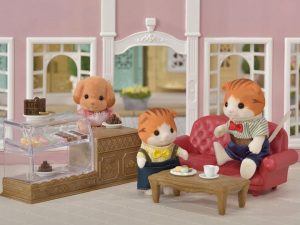 Domek-dla-lalek-Sylvanian-Families-Dom-towarowy-6017-magazyn-sklep-Marka-Sylvanian-Families